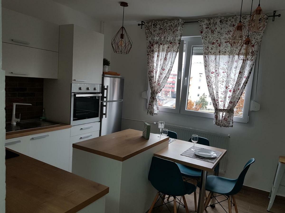 Apartman Kety Lägenhet Zagreb Exteriör bild